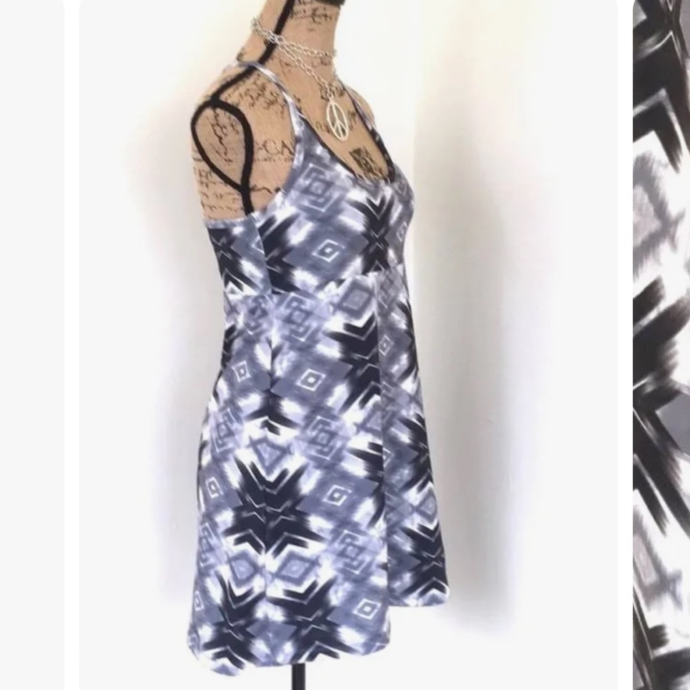 Tehama Athletic Dress S